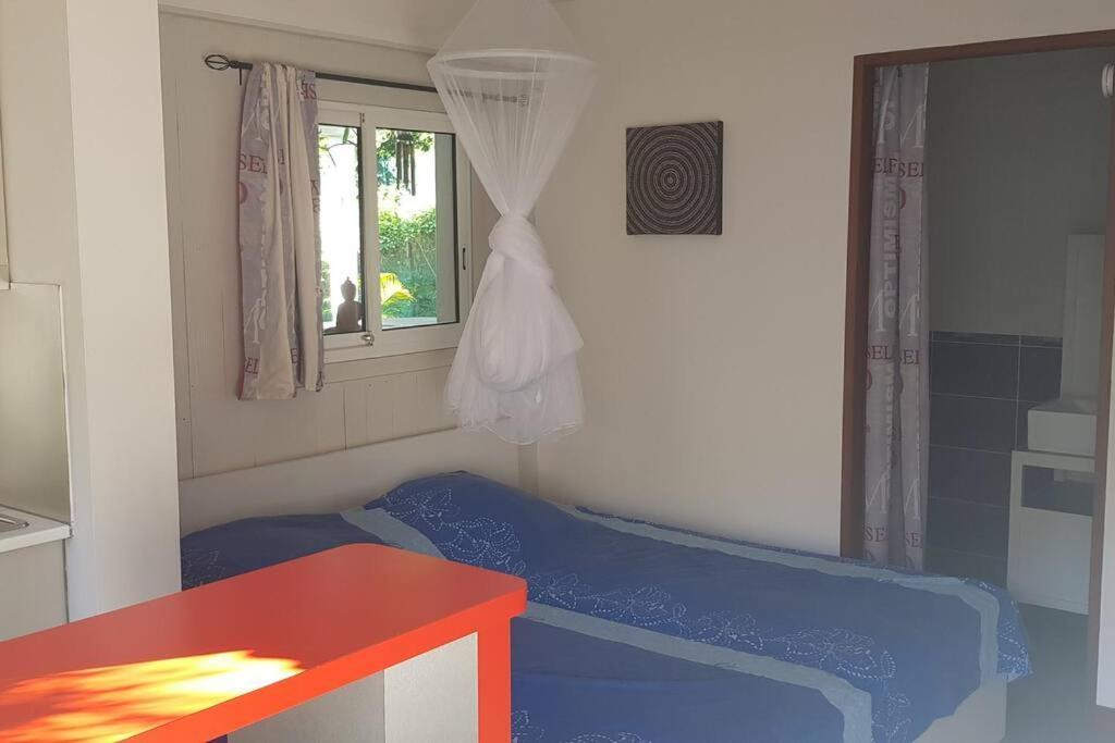 Studio Moderne Climatise Avec Jardin, Plage A Pied Le Diamant Exterior photo